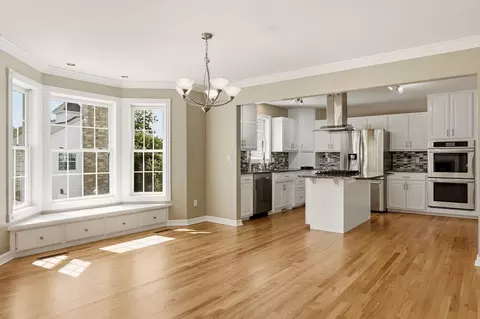 Living - 7030 Maple, Frankenmuth, MI 48734 photo 9 of 10