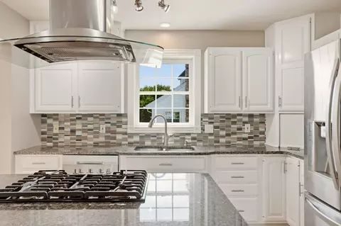 Kitchen - 7030 Maple, Frankenmuth, MI 48734 photo 3 of 4