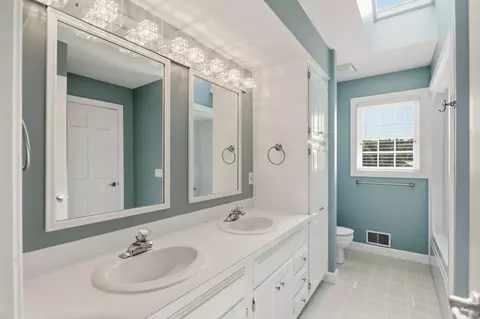 Bath - 7030 Maple, Frankenmuth, MI 48734 photo 5 of 7