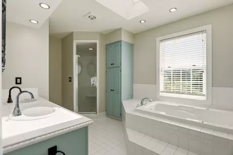 Bath - 7030 Maple, Frankenmuth, MI 48734 photo 2 of 7