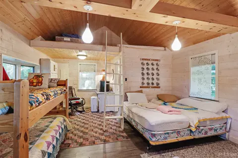 Bedroom - 3018 W Duck Lk, Watersmeet, MI 49969 photo 3 of 4