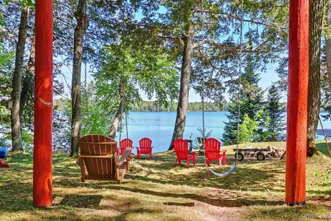 Exterior - 3018 W Duck Lk, Watersmeet, MI 49969 photo 7 of 20