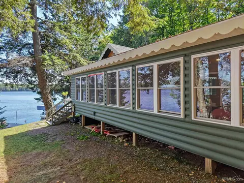 Exterior - 3018 W Duck Lk, Watersmeet, MI 49969 photo 8 of 20