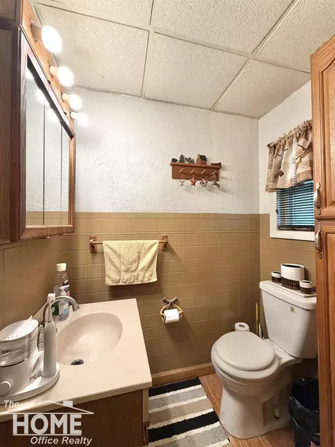 Bath - 420 E King, Owosso, MI 48867 photo 1 of 1