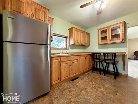 Kitchen - 416 E King, Owosso, MI 48867 photo 2 of 4