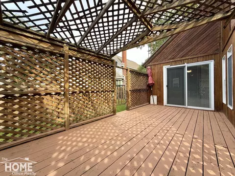 Exterior - 416 E King, Owosso, MI 48867 photo 8 of 16