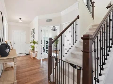 Entry Way - 49499 Hummel, Macomb, MI 48044 photo 3 of 7