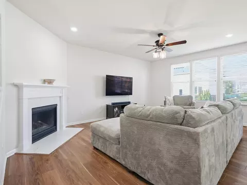 Living - 49499 Hummel, Macomb, MI 48044 photo 1 of 2