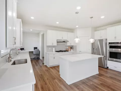 Kitchen - 49499 Hummel, Macomb, MI 48044 photo 1 of 5