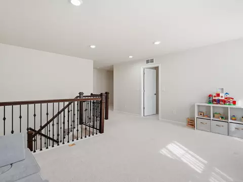 Entry Way - 49499 Hummel, Macomb, MI 48044 photo 5 of 7