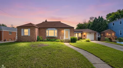 27820 Glenwood, Saint Clair Shores, MI 48081
