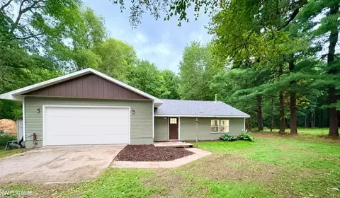 5167 Howard, Kimball, MI 48074