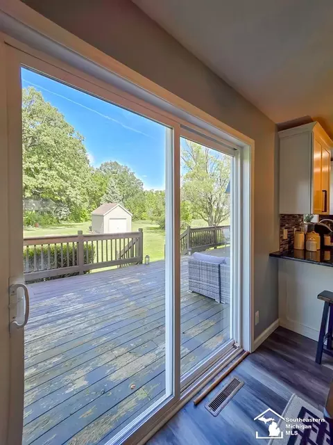 Exterior - 605 Nadeau, Monroe, MI 48162 photo 5 of 10