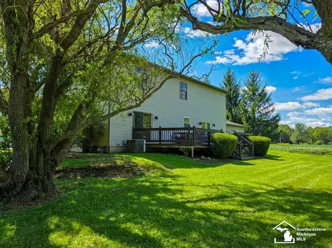 Exterior - 605 Nadeau, Monroe, MI 48162 photo 8 of 10