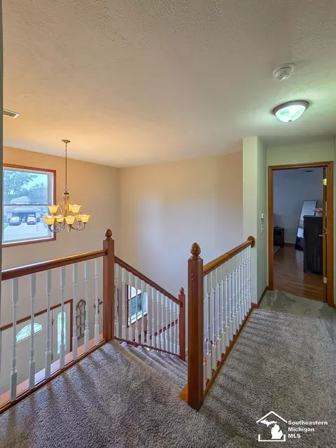 Entry Way - 605 Nadeau, Monroe, MI 48162 photo 3 of 3