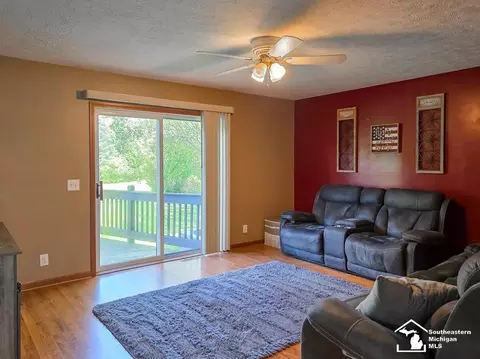 Living - 605 Nadeau, Monroe, MI 48162 photo 3 of 3