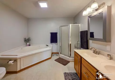 Bath - 605 Nadeau, Monroe, MI 48162 photo 1 of 3