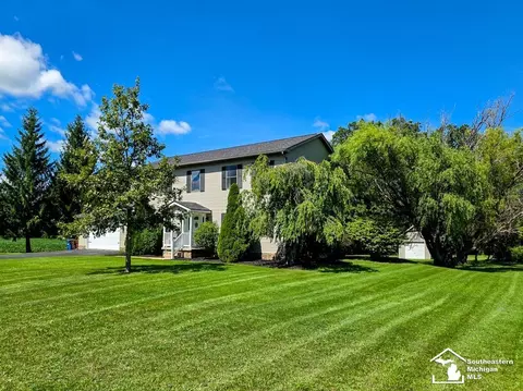 Exterior - 605 Nadeau, Monroe, MI 48162 photo 7 of 10