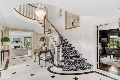 15701 Windmill Pointe, Grosse Pointe Park, MI 48230 photo 3