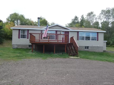 609 State, Bessemer, MI 49911