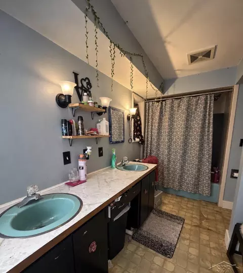Bath - 255 Logan, Sunfield, MI 48890 photo 2 of 3