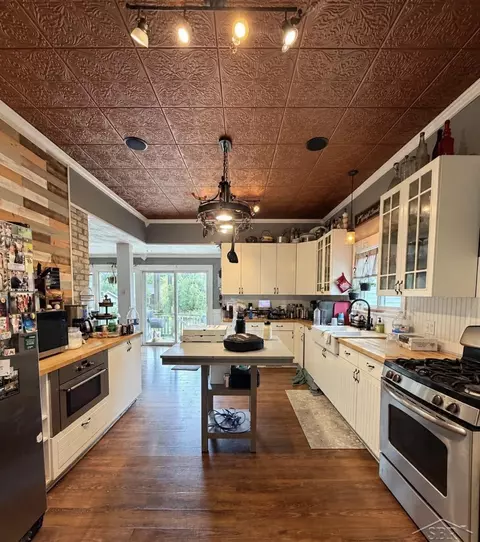 Kitchen - 255 Logan, Sunfield, MI 48890 photo 1 of 4
