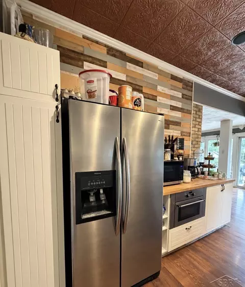 Kitchen - 255 Logan, Sunfield, MI 48890 photo 3 of 4