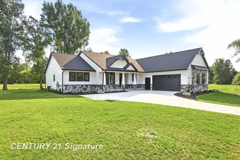 80 Sawmill Crk, Saginaw, MI 48603