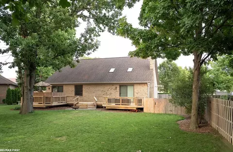 Exterior - 48315 Walden, Macomb, MI 48044 photo 7 of 10