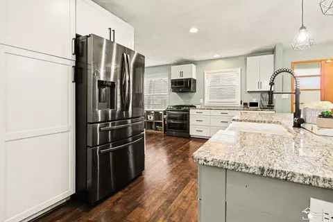 Kitchen - 330 Cole, Monroe, MI 48162 photo 2 of 5