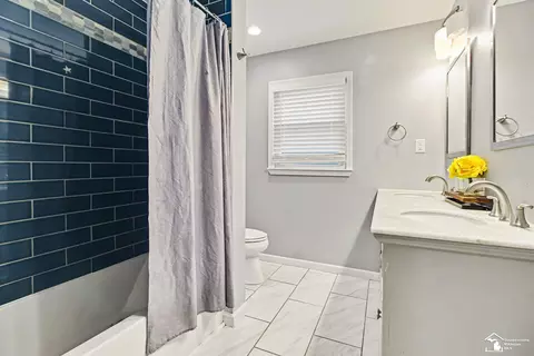 Bath - 330 Cole, Monroe, MI 48162 photo 2 of 4