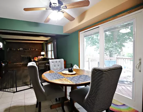 Dining - 306 N Hampton, Durand, MI 48429 photo 2 of 2
