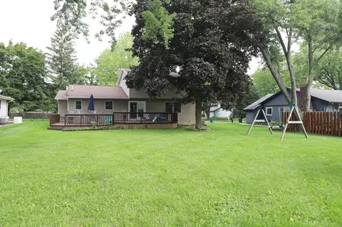 Exterior - 306 N Hampton, Durand, MI 48429 photo 11 of 16