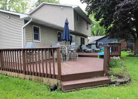 Exterior - 306 N Hampton, Durand, MI 48429 photo 3 of 16