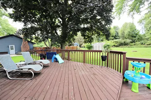 Exterior - 306 N Hampton, Durand, MI 48429 photo 7 of 16
