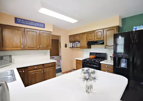 Kitchen - 306 N Hampton, Durand, MI 48429 photo 1 of 4