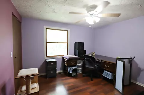 Bedroom - 306 N Hampton, Durand, MI 48429 photo 3 of 3