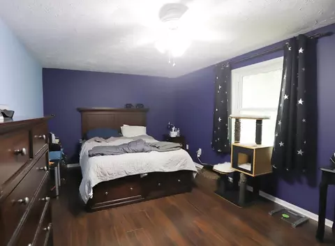 Bedroom - 306 N Hampton, Durand, MI 48429 photo 1 of 2