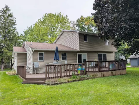 Exterior - 306 N Hampton, Durand, MI 48429 photo 12 of 16