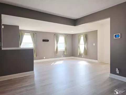 Living - 3051 Harborview, Monroe, MI 48162 photo 3 of 8