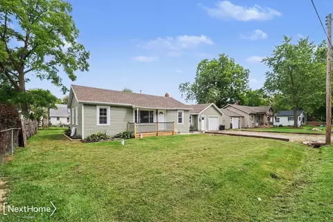 Exterior - 1093 Corydon, Mount Morris, MI 48458 photo 3 of 7