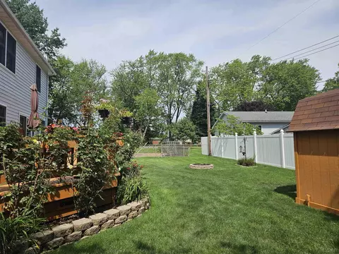 Exterior - 2825 5th, Monroe, MI 48162 photo 6 of 10