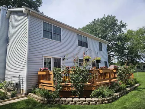Exterior - 2825 5th, Monroe, MI 48162 photo 5 of 10