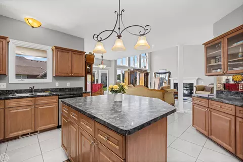 Kitchen - 21615 Kendyl, Macomb, MI 48044 photo 4 of 4