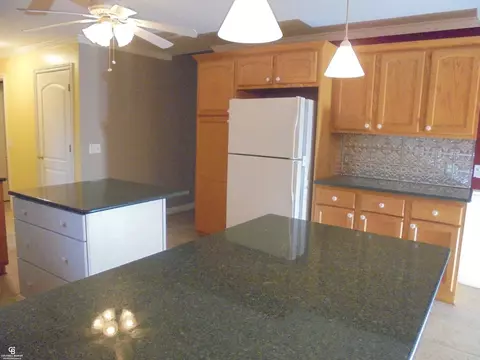 Kitchen - 79223 Capac, Armada, MI 48005 photo 5 of 9