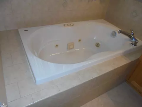 Bath - 79223 Capac, Armada, MI 48005 photo 3 of 6