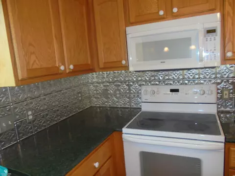 Kitchen - 79223 Capac, Armada, MI 48005 photo 7 of 9