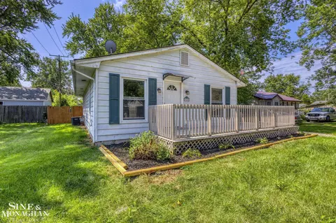 Exterior - 905 Liberty, Algonac, MI 48001 photo 6 of 8