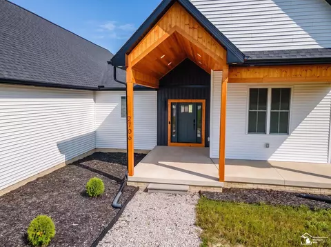 Exterior - 2706 S Custer, Monroe, MI 48161 photo 19 of 20