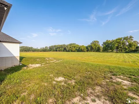 Exterior - 2706 S Custer, Monroe, MI 48161 photo 15 of 20